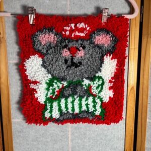 Handmade Mouse Latch Hook Rug Wall Hanging Christmas Holiday Decor Cross Stitch